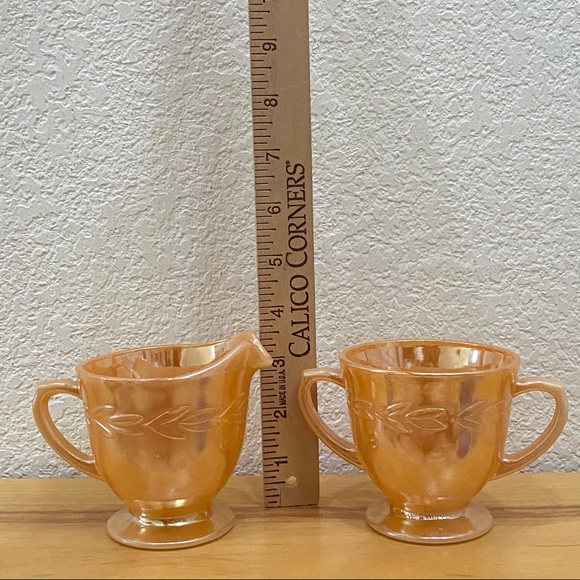 Vintage 1950’s Fire King Peach Lusterware Laurel Wreath Sugar & Creamer Set - Picture 5 of 10